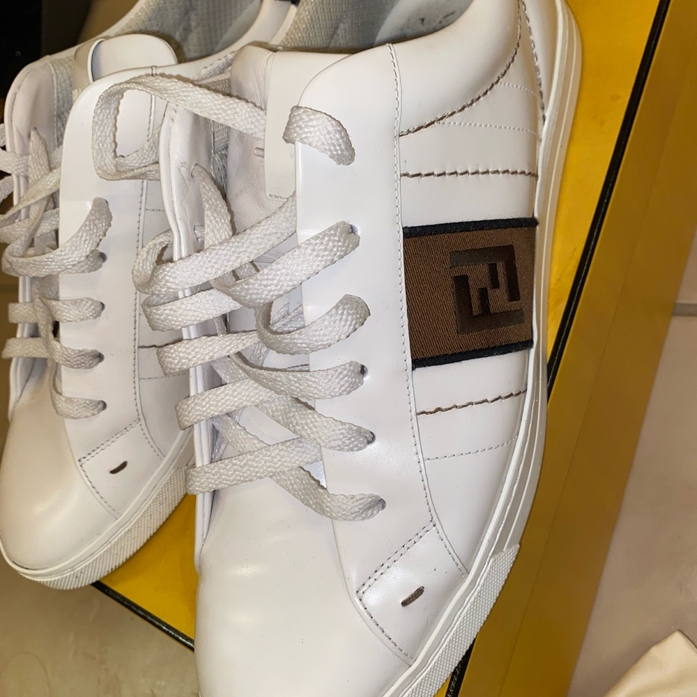 2019 Collection Men’s sneaker